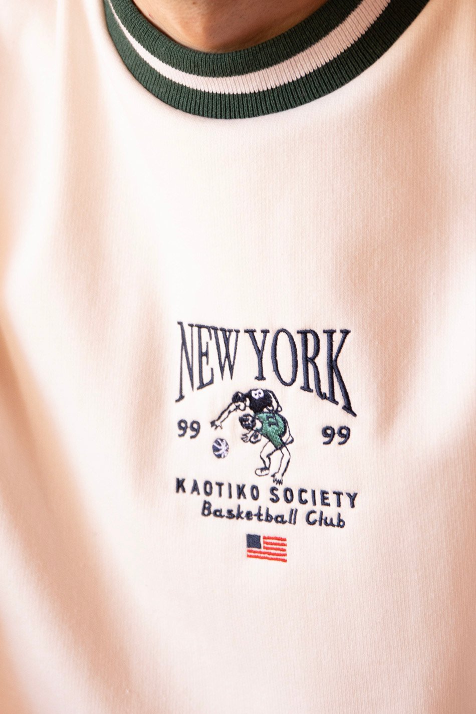 New York Basketball Ivory Sweatshirt