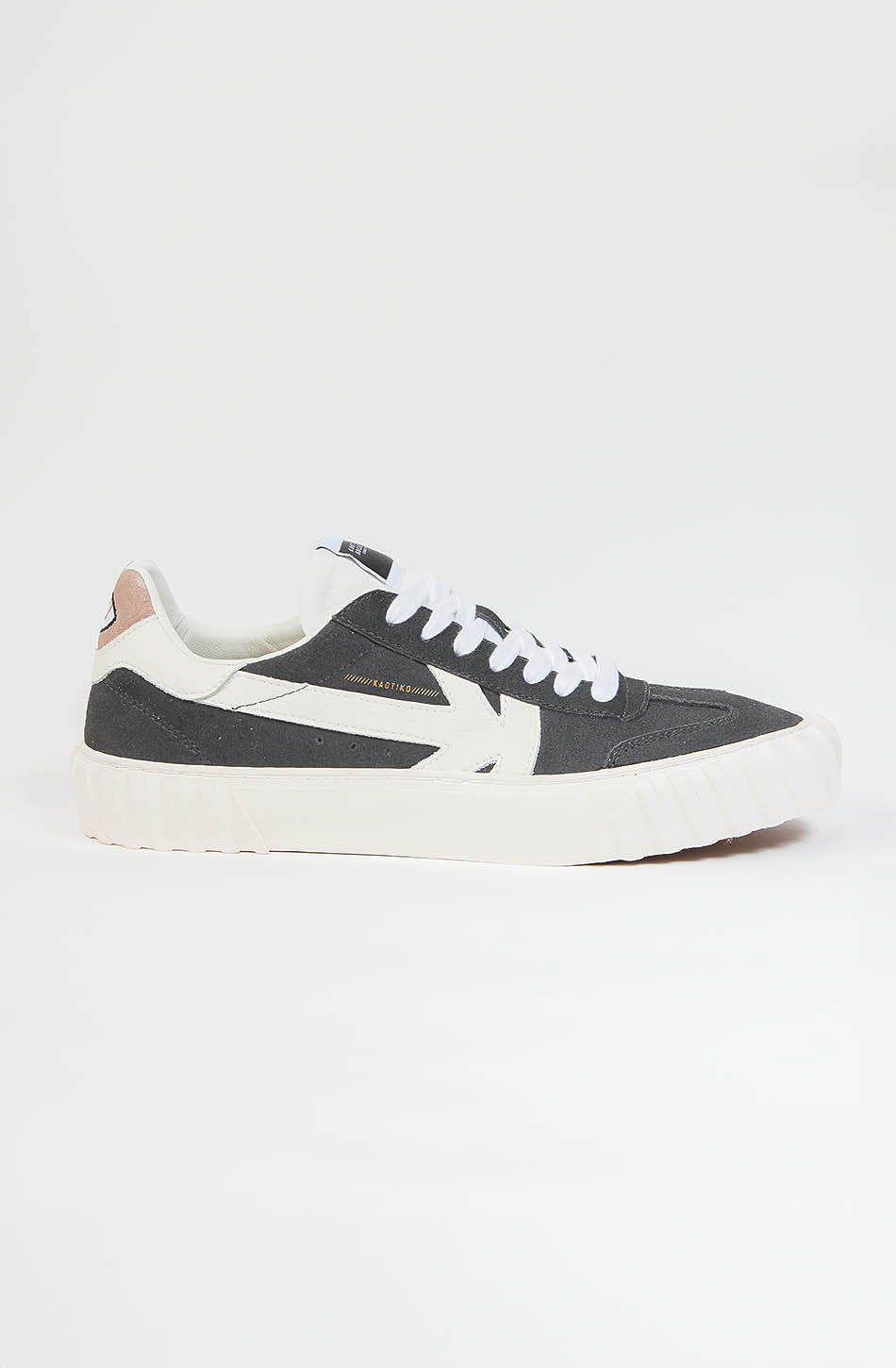 Kaotiko Keoni Low Vega Anthrazit-Sneaker