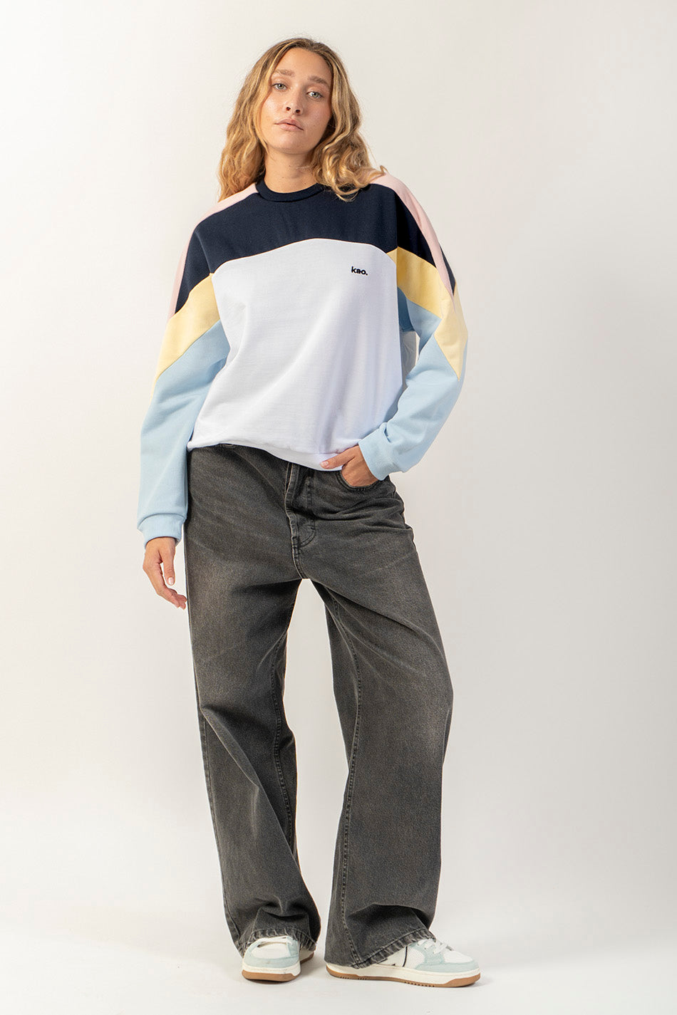 Elina Sweatshirt in Weiß/Rosa/Marineblau