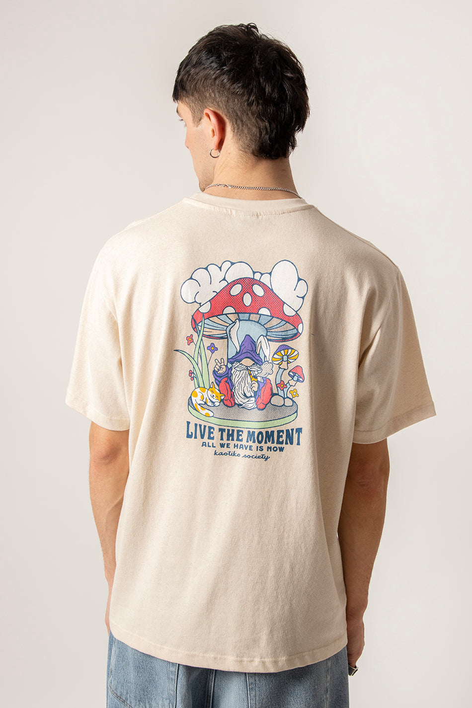 Live The Moment T-Shirt aus elfenbeinfarbener Bio-Baumwolle