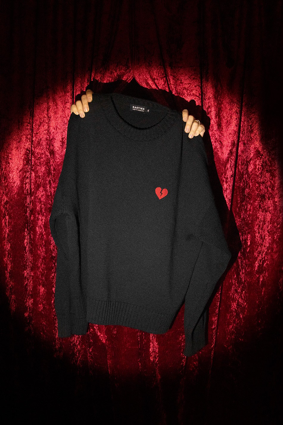 Pullover Broken Heart Black